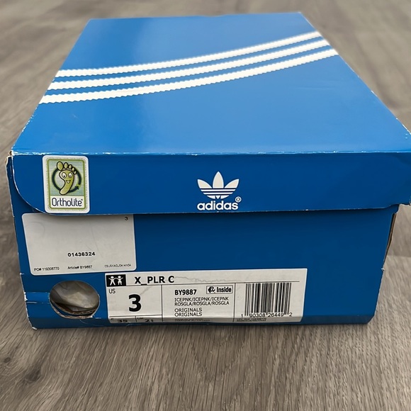 Pink Adidas - Picture 5 of 5